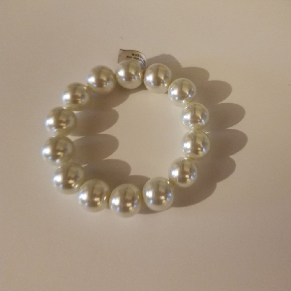 Pearl Cross Stretch Bracelet, White c, Simply you